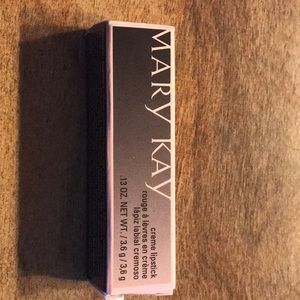 Marykay creme lipstick apricot glaze (NWT)